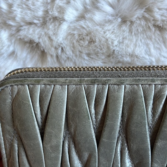 Miu Miu Matelasse Half Zip Long Wallet in Light Gray - Picture 7 of 15
